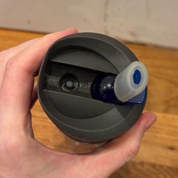 LifeStraw Blue Water Bottle - Picture 3 of 4